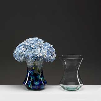 9.5" RECYCLED GLASS VASE