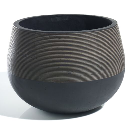 REVOLUTION PLANTER 19.25"X 14