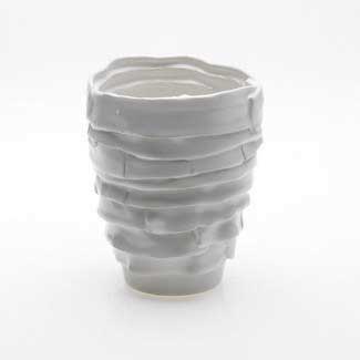 ARTSI VASE 4"X 4.5" WHITE