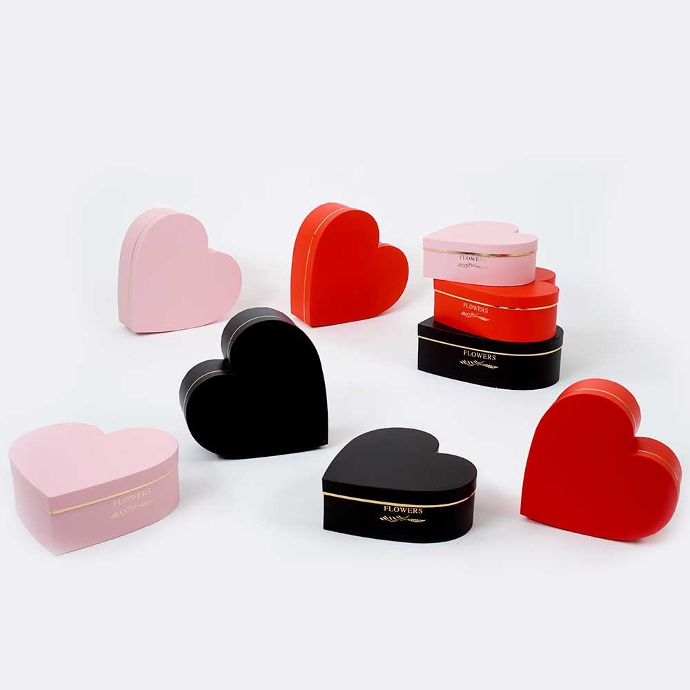 HEART HAT BOXES
