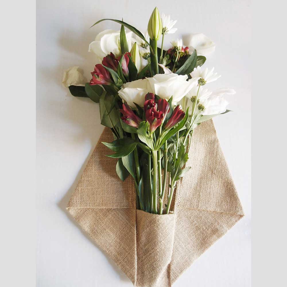 50 x Clear Cellophane FLOWER PLANT SLEEVE WRAP bouquet ready made cone FLORAL 