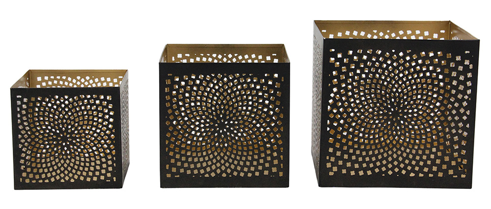 4.25"-6.25" CUTOUT CUBES,BLAC